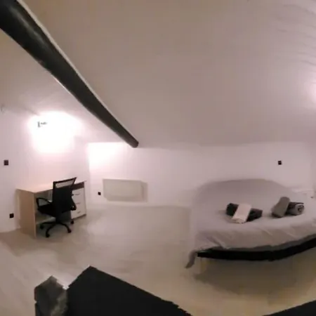 Au Calme - Maison Duplex Parking